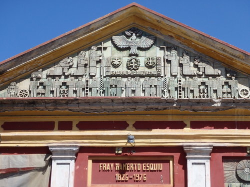 These were the indigenous symbols added to the church's crown.